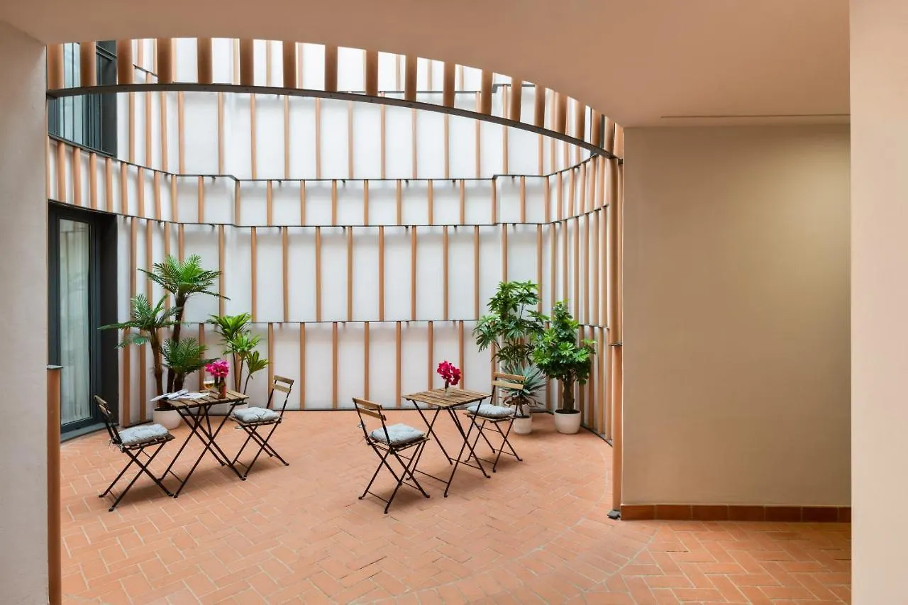 Avanti Clavel, La Terraza Te Conquistara Seville Apartment