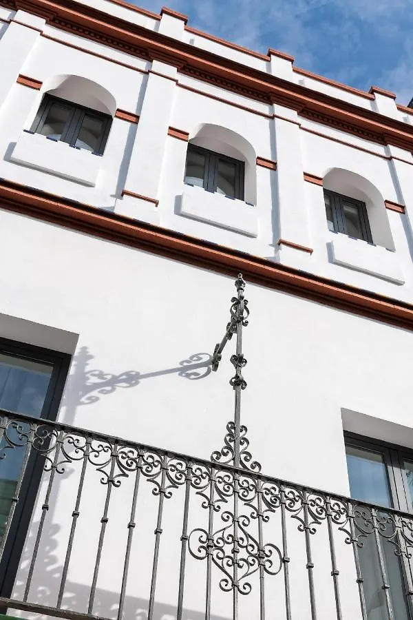 Avanti Clavel, La Terraza Te Conquistara Seville Apartment